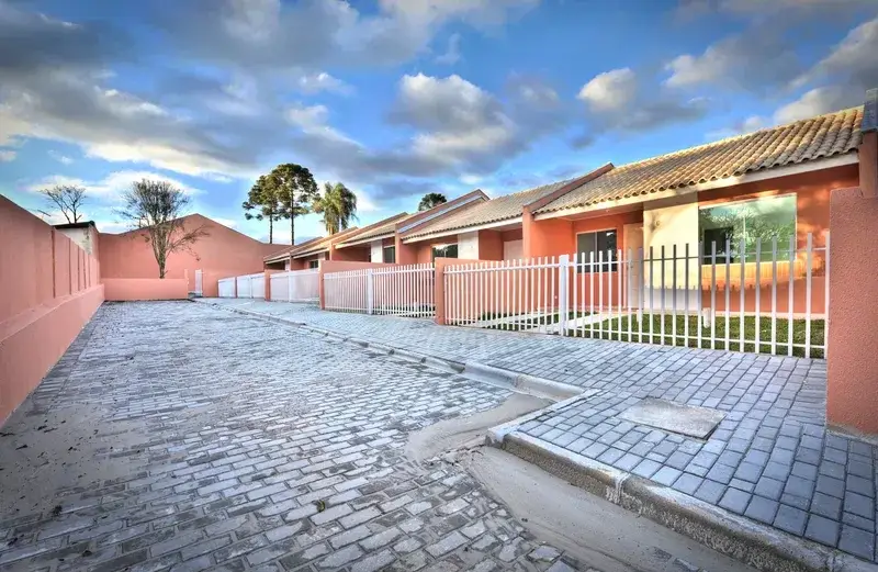 Foto do Residencial Primavera entregue em 2013, publicada pela Rottas