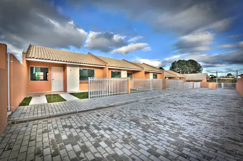 Foto do Residencial Primavera entregue em 2013, publicada pela Rottas