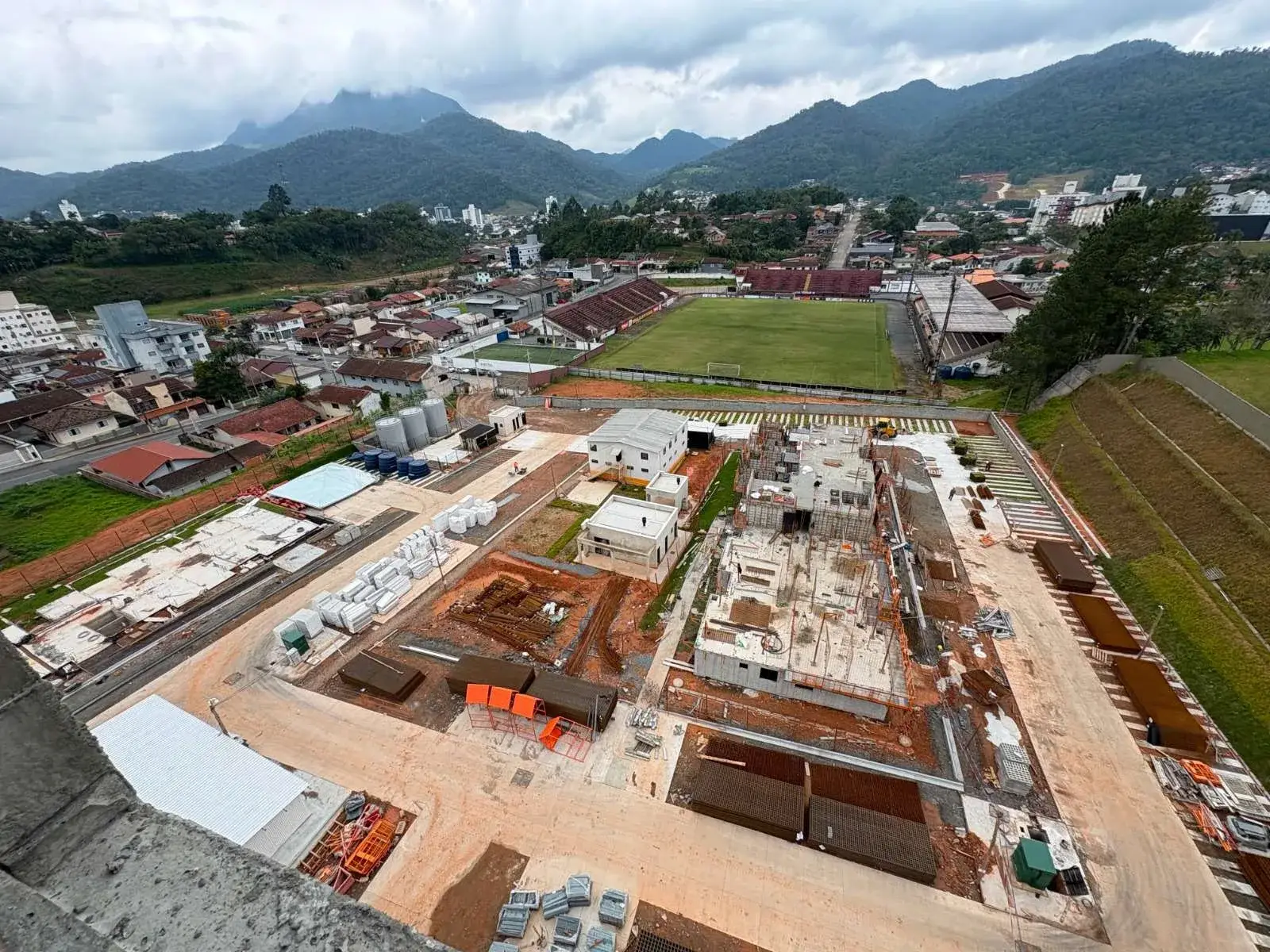 Obras do VEGA Jaraguá em agosto de 2026